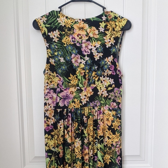 Jeans By Buffalo Brilliant Floral Maxi Dress 🌻 - Picture 4 of 13